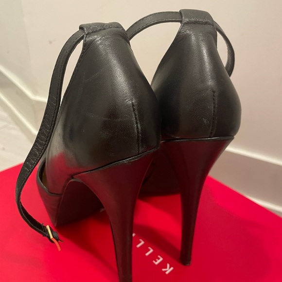 Steve Madden seriously high heels ☺️ - Picture 3 of 4